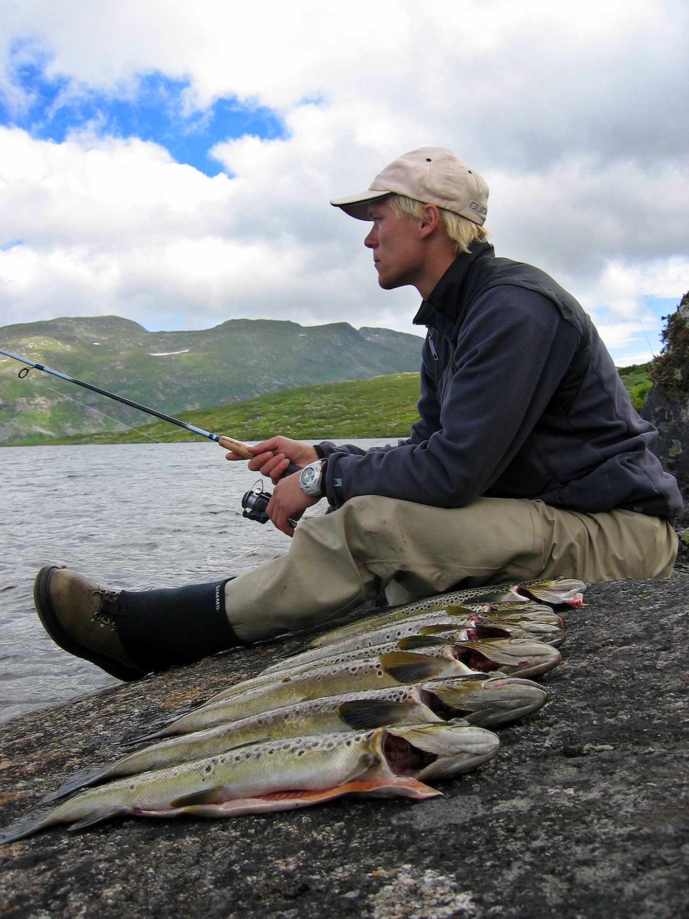 Fiskelykke i Luruvatnet, foto: Norske Naturopplevelser AS